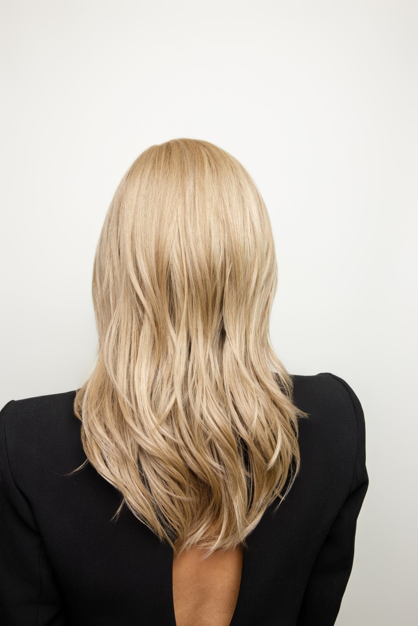 Leoni Wig - 1039 Alexander Couture Collection