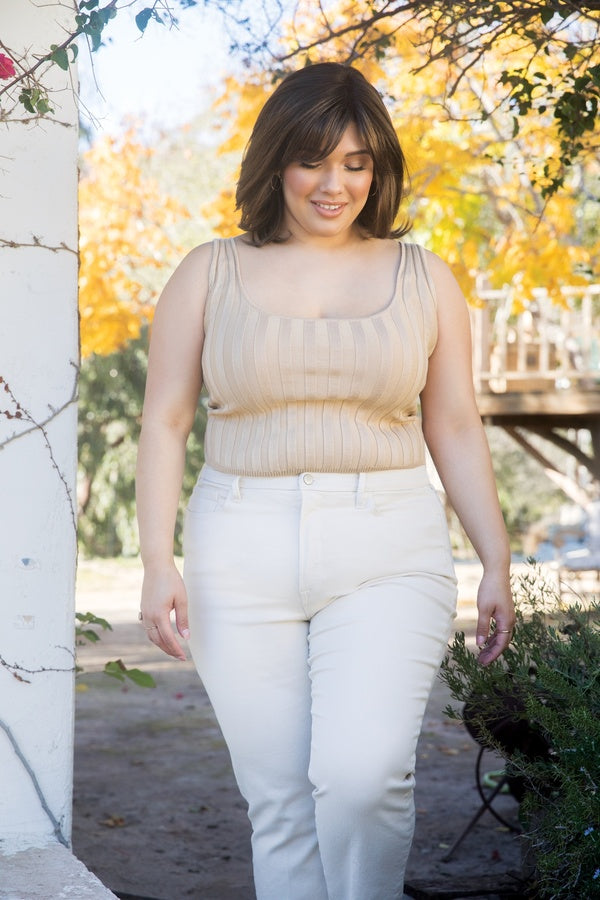 Levy Wig - 2582 Amore Collection